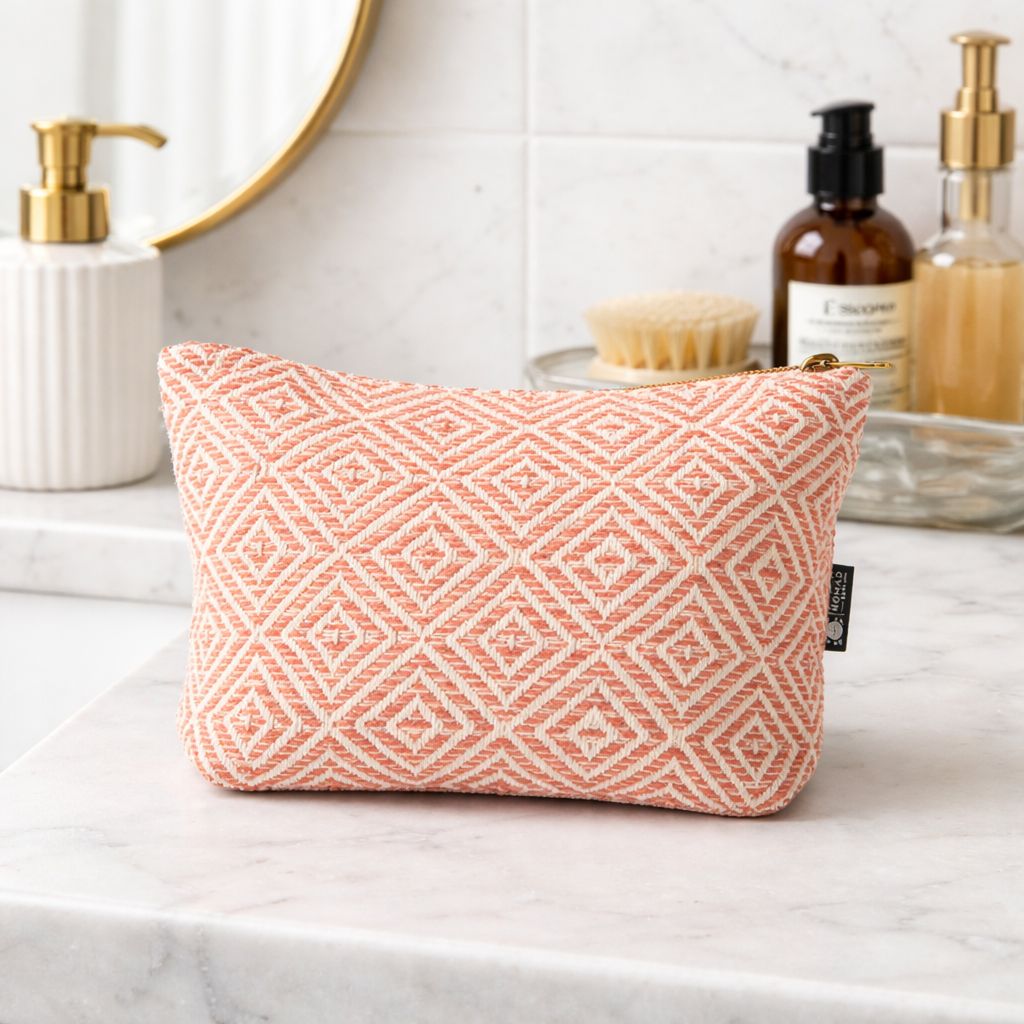 Jacquard HandmadeToiletry Bag Coral Maze